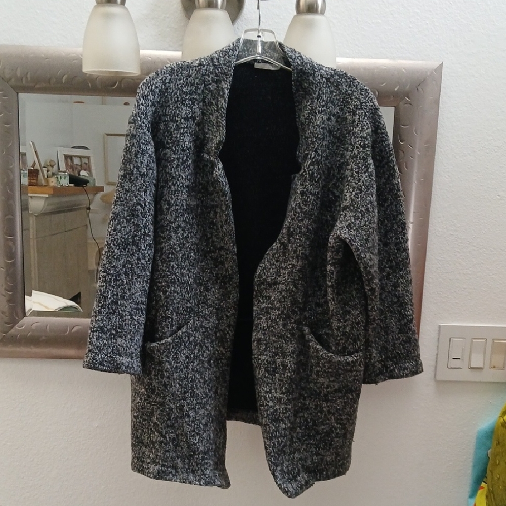 Zara Charcoal and Black Teddy Sweater/Jacket
